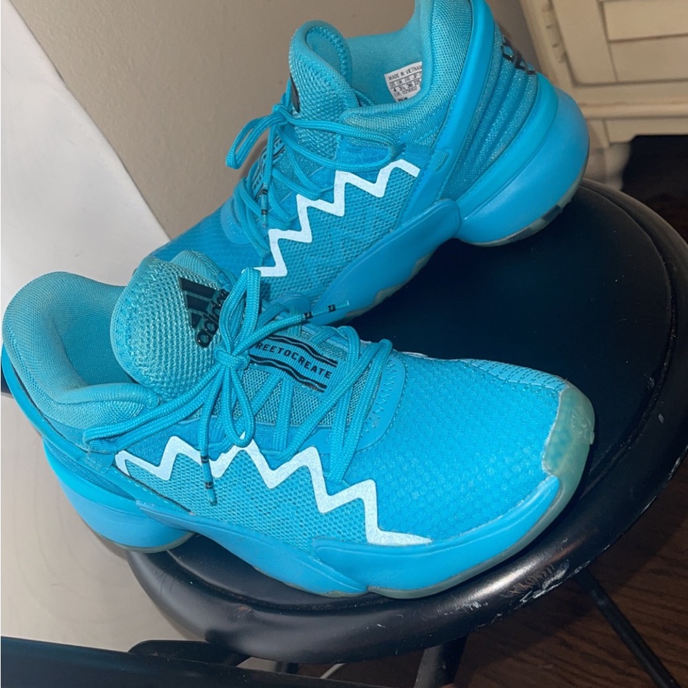 Boys Adidas Sky Blue Crayola Sneakers Size 4